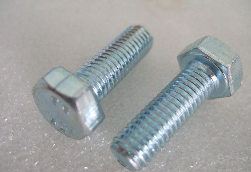 Hexagon bolt